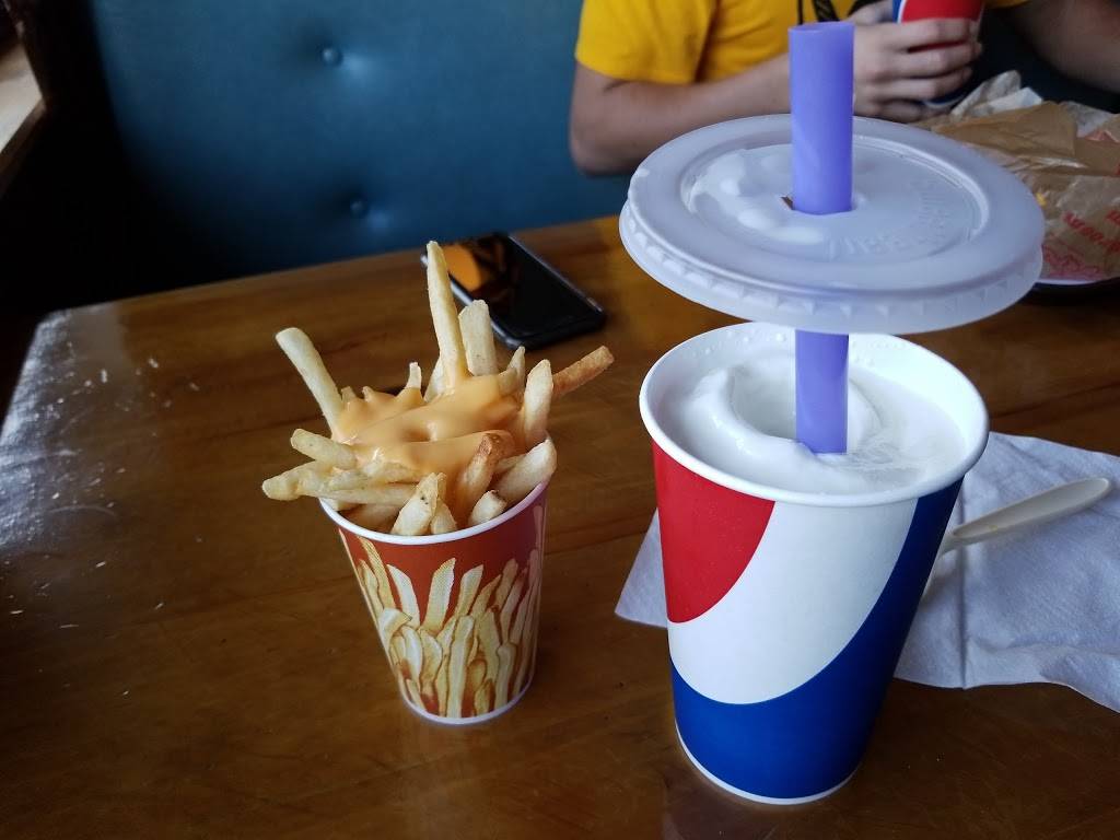 Beef-A-Roo | restaurant | 727 Riverside Plz, Iron River, MI 49935, USA | 9062655266 OR +1 906-265-5266