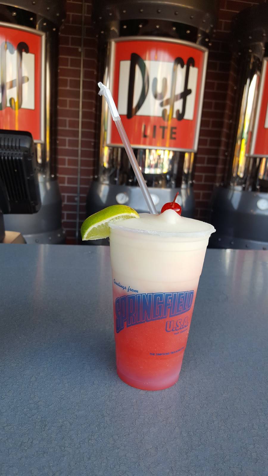 Duff Brewery Beer Garden | restaurant | 49 Production Plaza, North Hollywood, CA 91602, USA | 8008648377 OR +1 800-864-8377