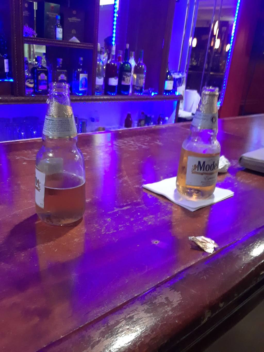 Zona Gallo | restaurant | 302-304 Franklin St, Trenton, NJ 08611, USA | 6095998828 OR +1 609-599-8828