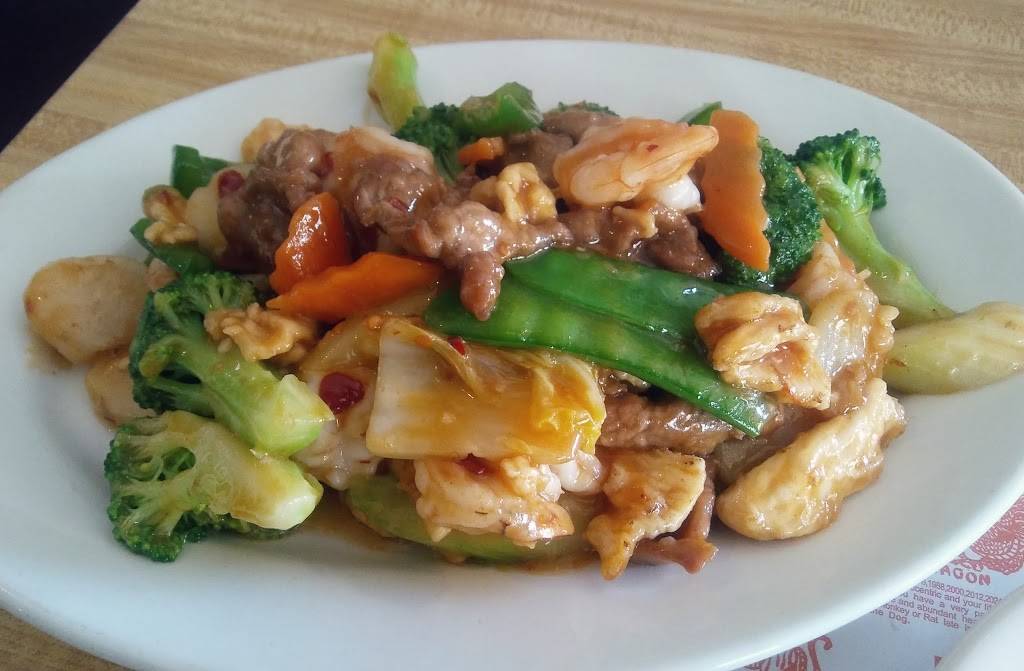 Yips ChopStick House | restaurant | 1024 E 53rd St, Anderson, IN 46013, USA | 7656428380 OR +1 765-642-8380