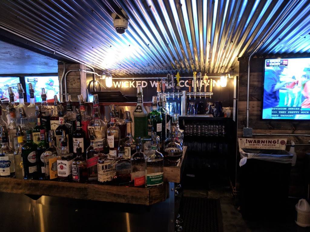 Wicked Wings Company Ware MA | restaurant | 136 Pleasant St, Ware, MA 01082, USA | 4132770020 OR +1 413-277-0020