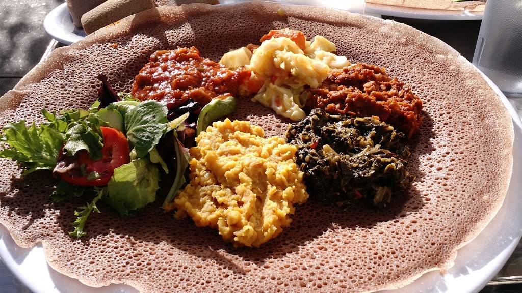 Oasis Cafe | cafe | 901 Divisadero St, San Francisco, CA 94115, USA | 4154744900 OR +1 415-474-4900