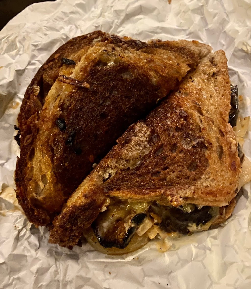 Grilled Cheese Alley | restaurant | 538 Hart St, Brooklyn, NY 11221, USA | 3475334729 OR +1 347-533-4729