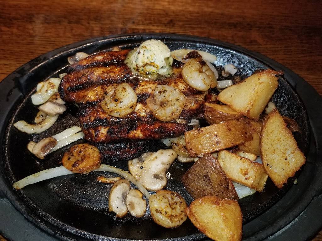 Applebees Grill + Bar | restaurant | 2535-37 Castor Ave, Philadelphia, PA 19134, USA | 2157441531 OR +1 215-744-1531