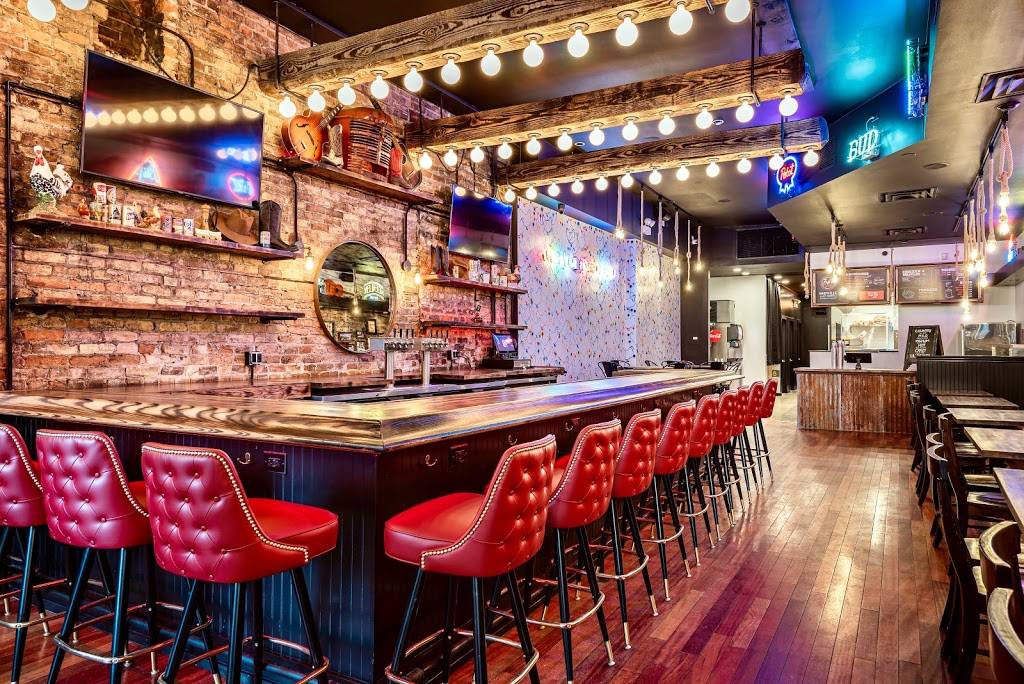 Fry the Coop | restaurant | 1529 W Chicago Ave, Chicago, IL 60642, USA | 3126006198 OR +1 312-600-6198