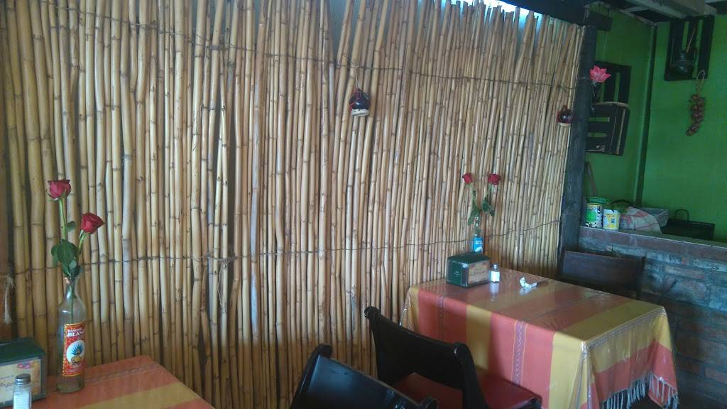 La Gelaguetza | restaurant | Blvd. Benito Juárez 418, Echeverria, 22703 Rosarito, B.C., Mexico | 016611352408 OR +52 661 135 2408