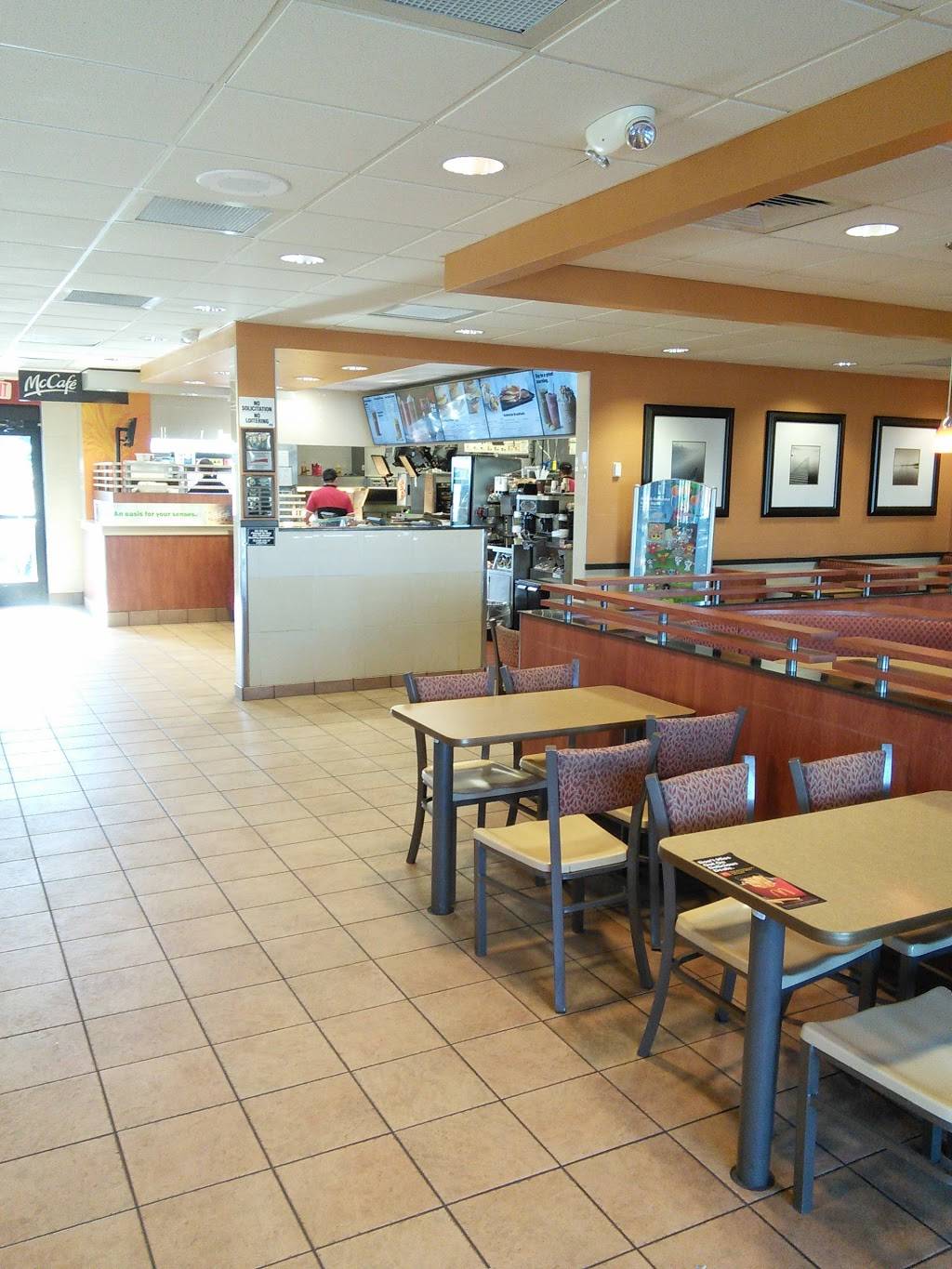 McDonalds | cafe | 9490 E Golf Links Rd, Tucson, AZ 85730, USA | 5208869615 OR +1 520-886-9615
