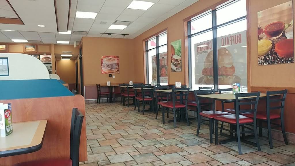 Arbys | restaurant | 12021 N Rockwell Ave, Oklahoma City, OK 73162, USA | 4057216216 OR +1 405-721-6216