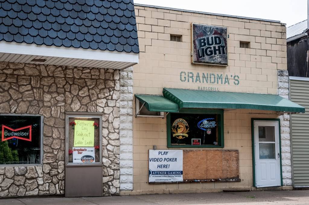 Grandmas Bar & Grill | restaurant | 420 E Park Row St, Henry, IL 61537, USA | 3093642263 OR +1 309-364-2263