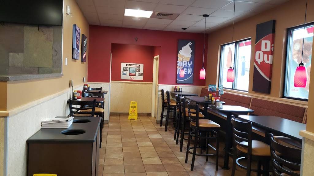 Dairy Queen Grill & Chill | restaurant | 1 Triangle Dr, Sellersburg, IN 47172, USA | 8122465221 OR +1 812-246-5221
