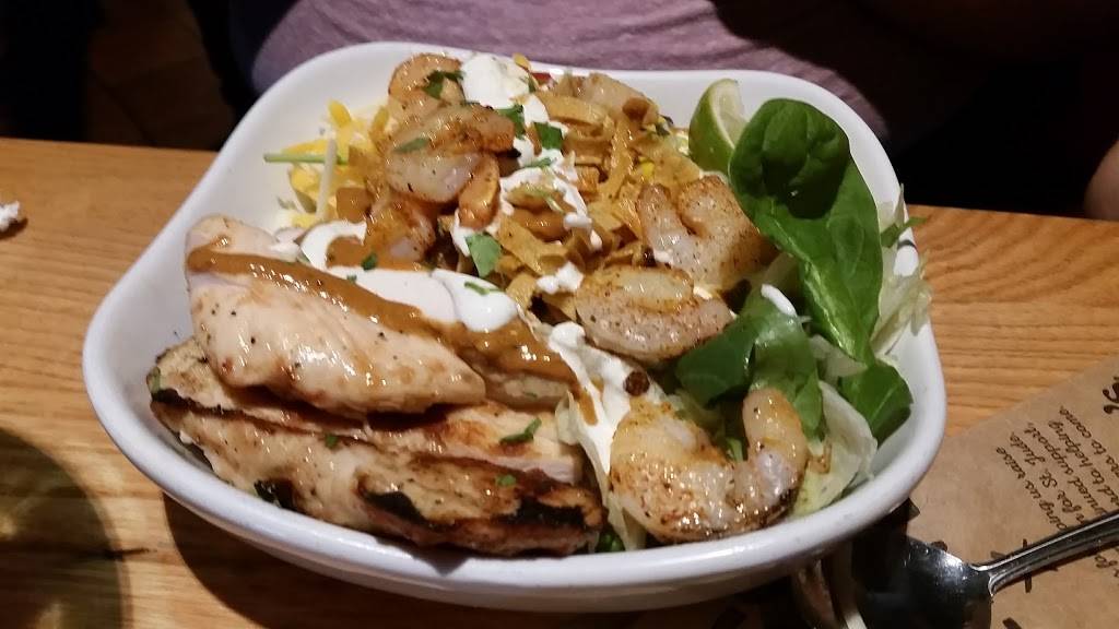 Chilis Grill & Bar | meal takeaway | 1949 W Brandon Blvd, Providence Rd, Brandon, FL 33511, USA | 8136818479 OR +1 813-681-8479