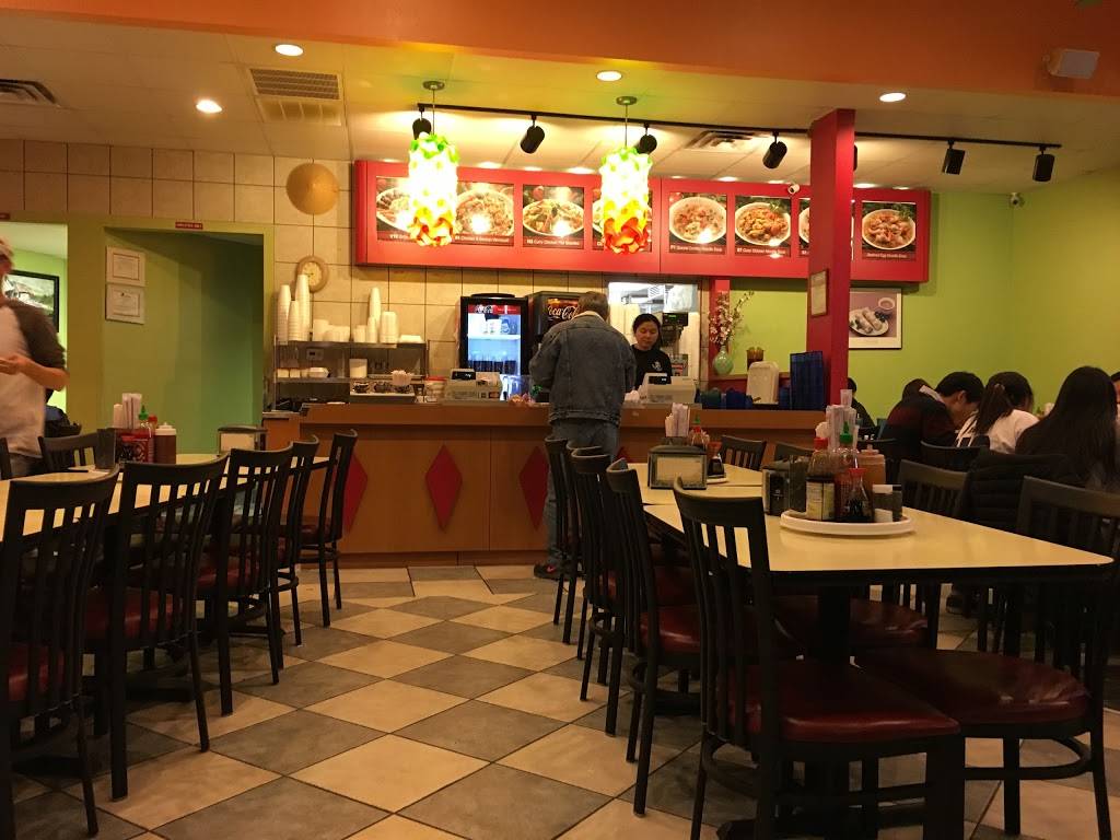 Pho Xpress | restaurant | 310 E Round Grove Rd #100, Lewisville, TX 75067, USA | 4697633299 OR +1 469-763-3299