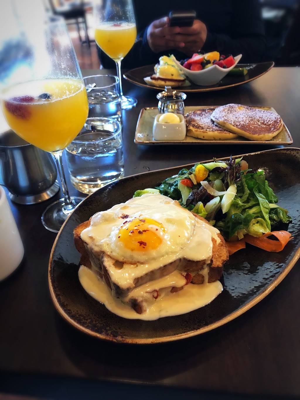 Carneros Bistro | restaurant | 1325 Broadway, Sonoma, CA 95476, USA | 7079313405 OR +1 707-931-3405