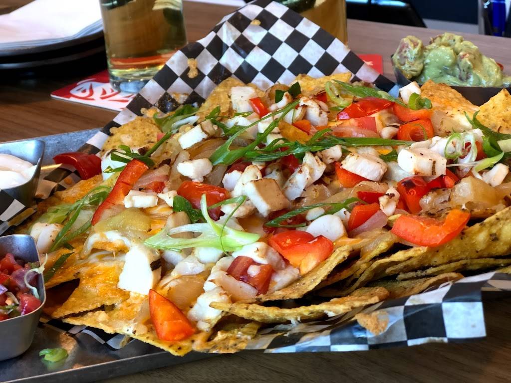 Waterloo Brewing Taphouse | restaurant | 400 Bingemans Centre Dr, Kitchener, ON N2B 3X9, Canada | 5197070660 OR +1 519-707-0660