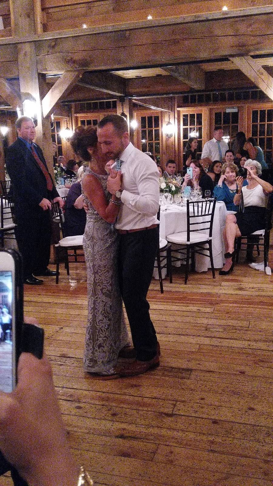 Red Lion Inn | restaurant | 71 S Main St, Cohasset, MA 02025, USA | 7813831704 OR +1 781-383-1704