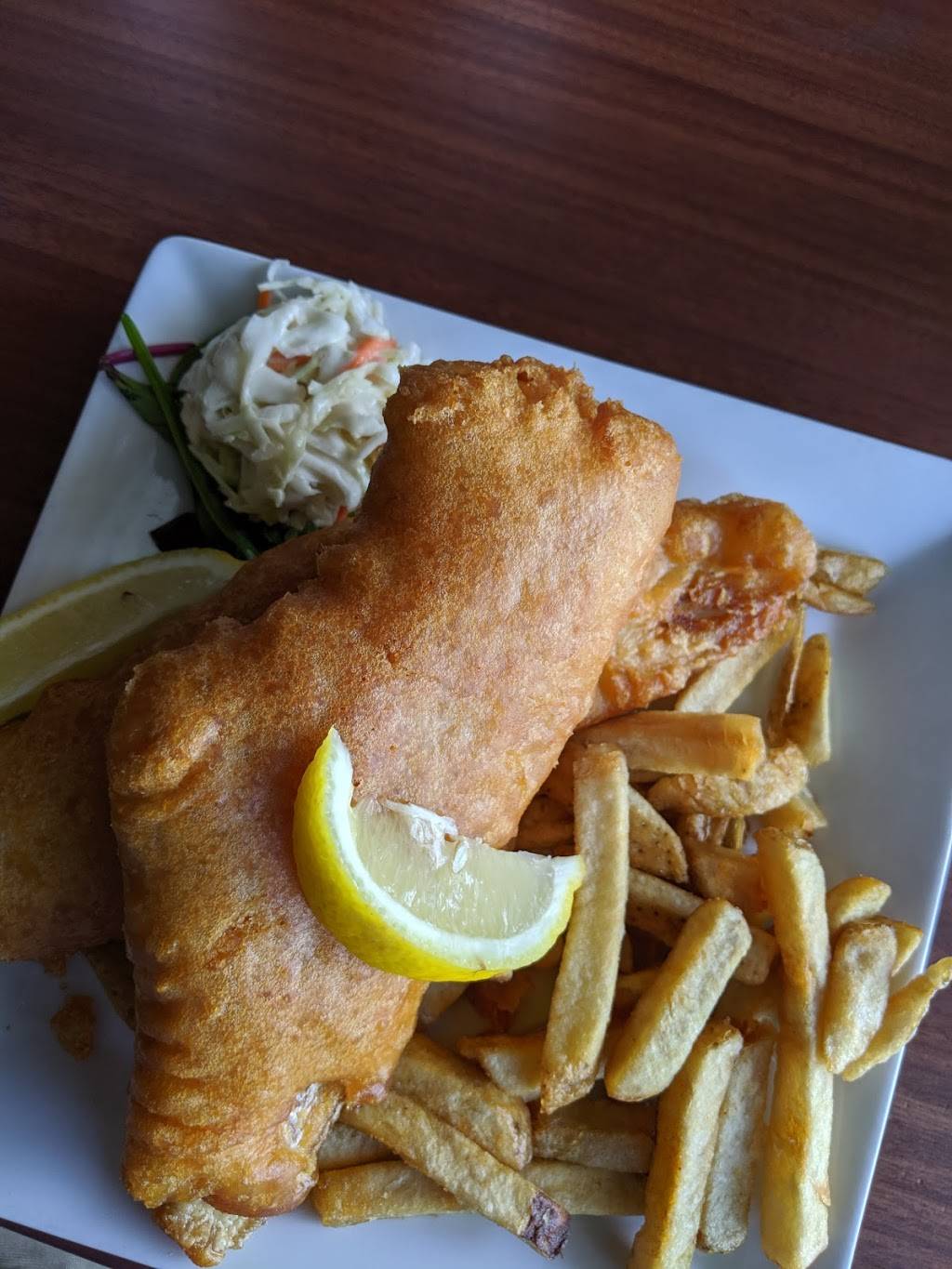 Duke & Duchess | restaurant | 900 Jamieson Pkwy, Cambridge, ON N3C 4N6, Canada | 5196542224 OR +1 519-654-2224