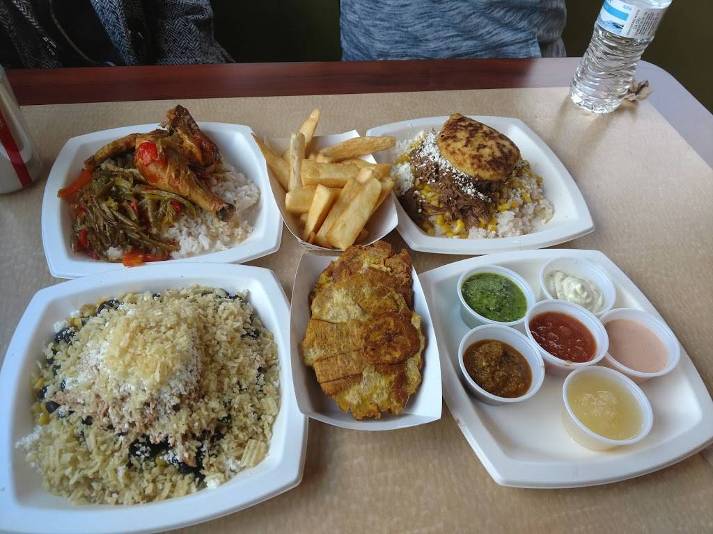 Arepas & Co Colombian Comfort Food | restaurant | 416 E 3rd St, Dayton, OH 45402, USA | 9372218575 OR +1 937-221-8575