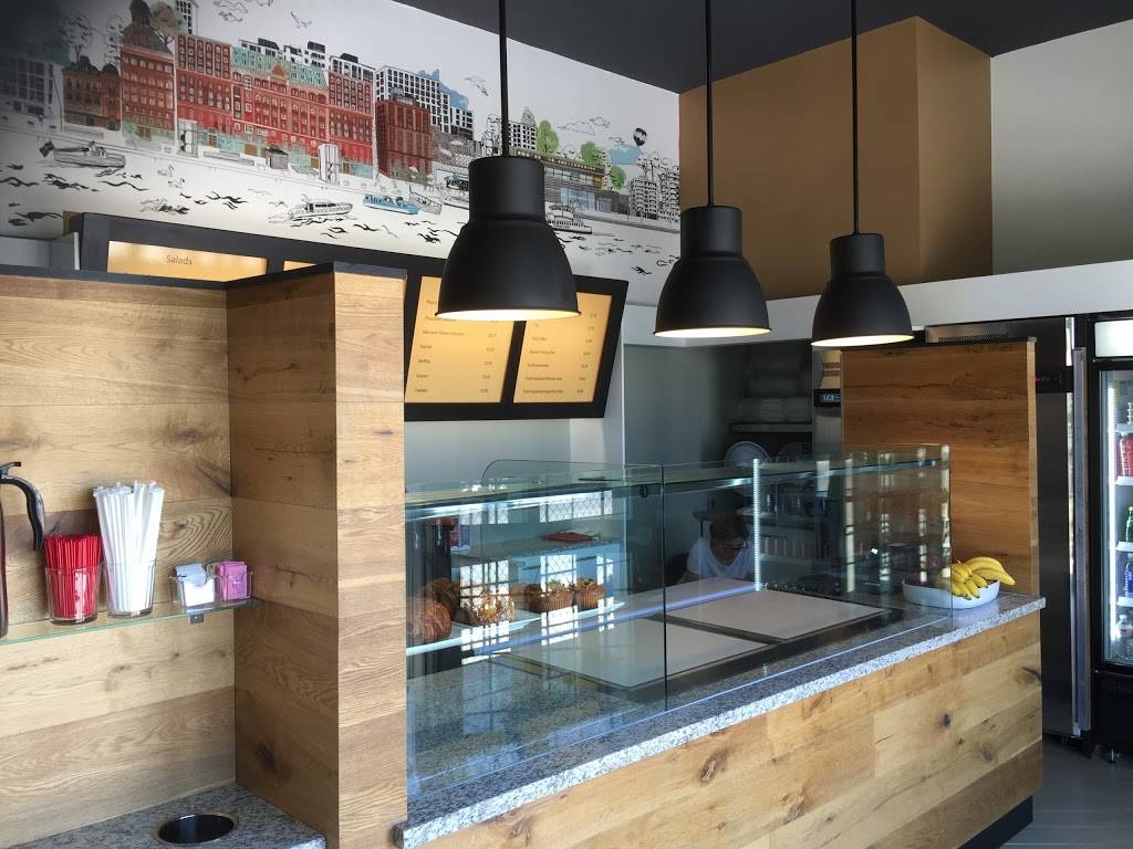 seventeen cafe | restaurant | 7734 San Fernando Rd, Sun Valley, CA 91352, USA | 7472232056 OR +1 747-223-2056