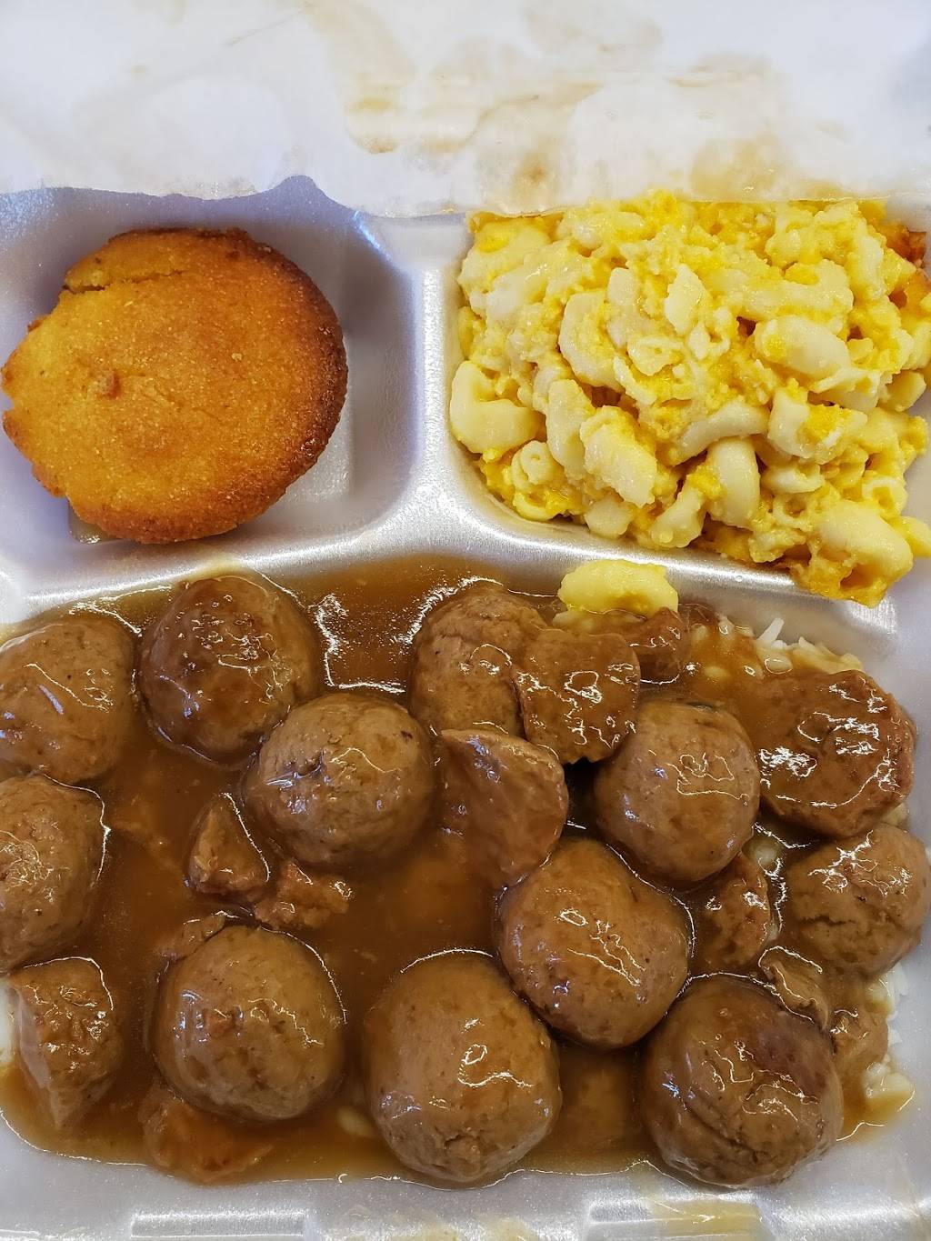 Angies Diner Inc. | restaurant | 3658 Beatties Ford Rd, Charlotte, NC 28216, USA | 7043943411 OR +1 704-394-3411