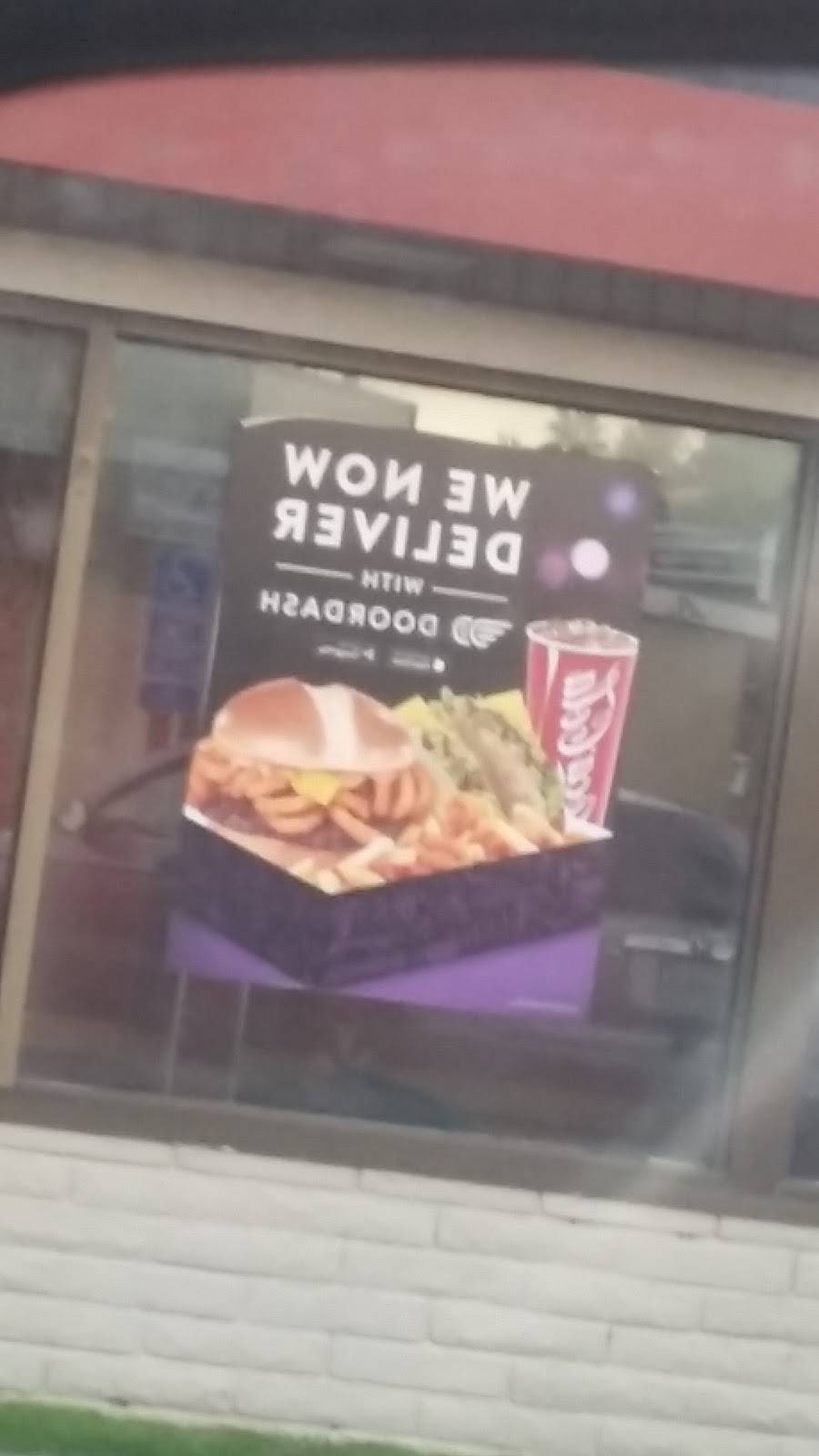 Jack in the Box | restaurant | 2225 Foothill Blvd, La Cañada Flintridge, CA 91011, USA | 8189571963 OR +1 818-957-1963