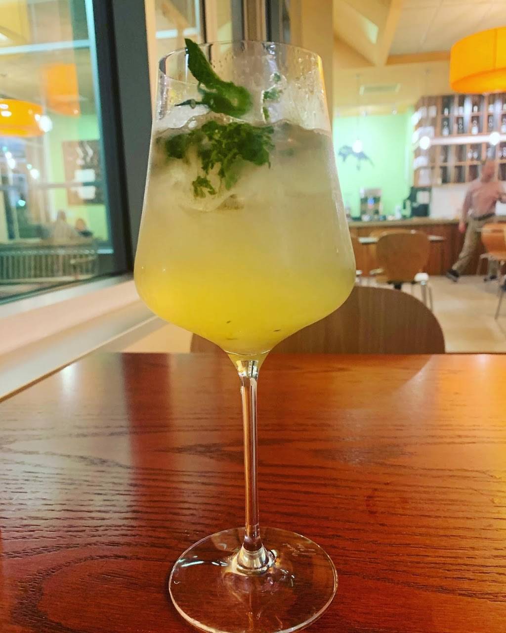 Vinca | restaurant | 8001 Arista Pl Suite 130, Broomfield, CO 80021, USA | 7209758777 OR +1 720-975-8777