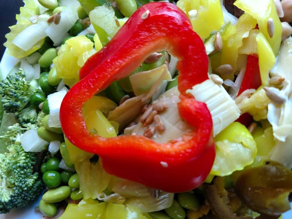 Ruby Tuesday | restaurant | 1936 N Jackson St, Tullahoma, TN 37388, USA | 9314551774 OR +1 931-455-1774