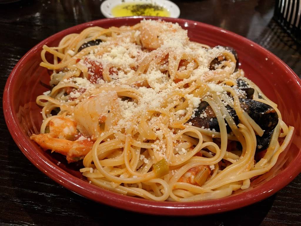 Carrabbas Italian Grill | restaurant | 3405 Briarfield Blvd, Maumee, OH 43537, USA | 4198612200 OR +1 419-861-2200