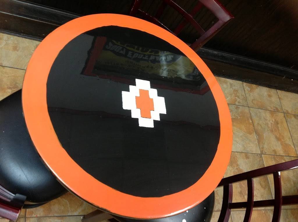 Charlie’s Kitchen seafood restaurant | restaurant | 228 W Chimes St, Baton Rouge, LA 70802, USA | 2254565773 OR +1 225-456-5773