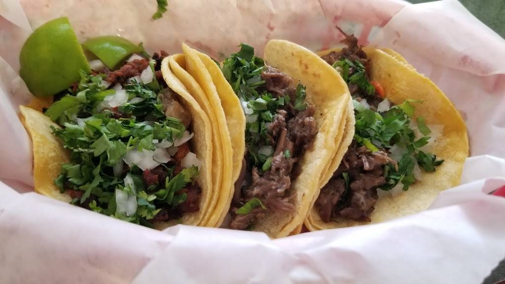 El Centro Meat Market | restaurant | 219 Main St, Lake Dallas, TX 75065, USA | 9407993750 OR +1 940-799-3750