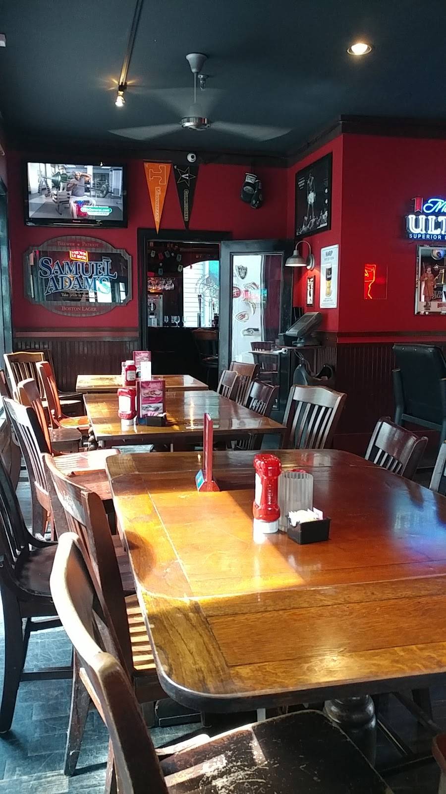 The Bunganut Pig Bar & Restaurant | restaurant | 1143 Columbia Ave, Franklin, TN 37064, USA | 6157944777 OR +1 615-794-4777