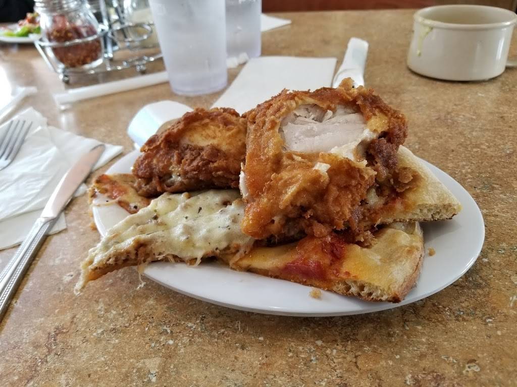 Quad City Pizza Company - Moline | restaurant | 2724 Avenue of the Cities, Moline, IL 61265, USA | 3097975600 OR +1 309-797-5600