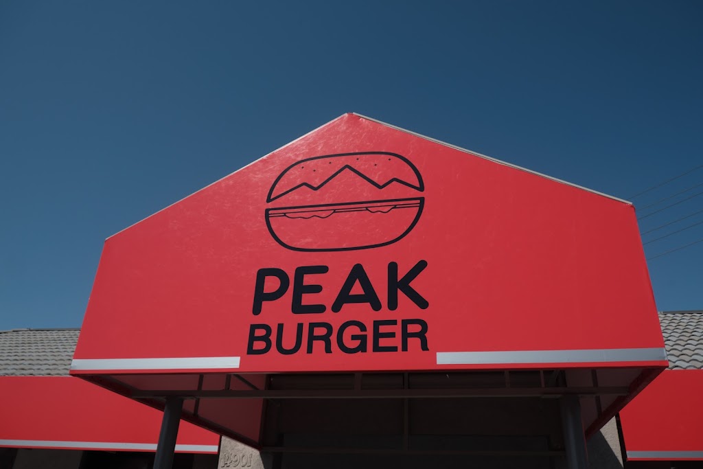 Peak Burger | restaurant | 14901 Alondra Blvd, La Mirada, CA 90638, USA | 7149942260 OR +1 714-994-2260
