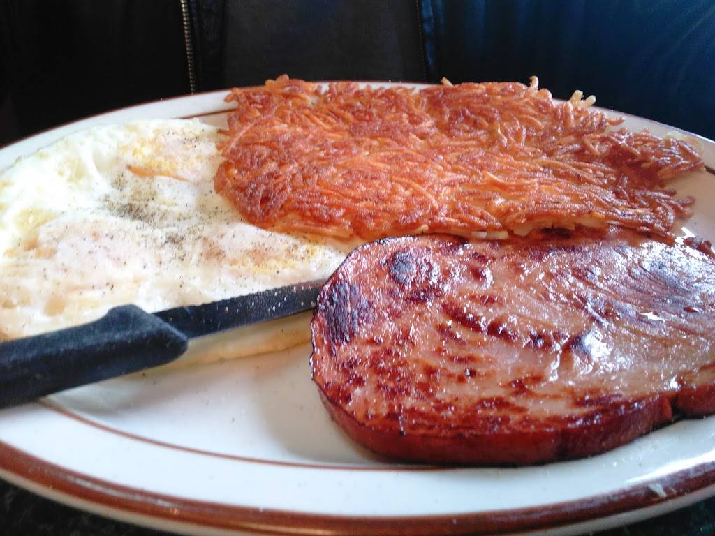 Flos Pancake House | restaurant | 335 Muldoon Rd, Anchorage, AK 99504, USA | 9073392440 OR +1 907-339-2440