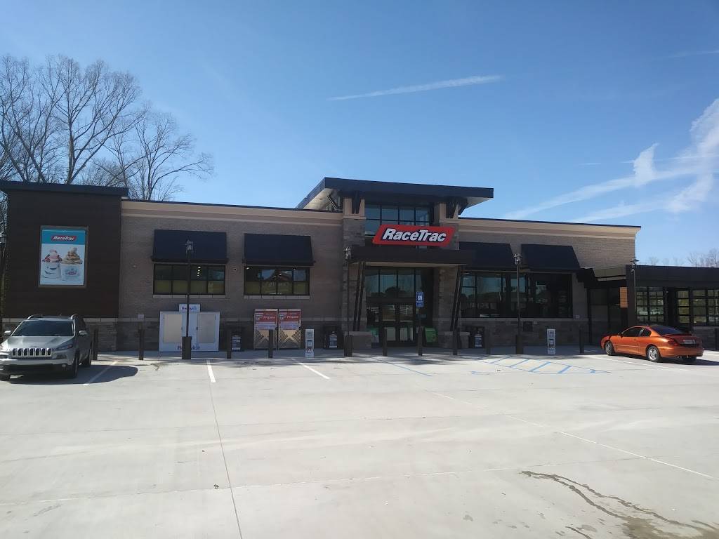 RaceTrac | bakery | 2703 Fairburn Rd, Douglasville, GA 30135, USA | 6788381306 OR +1 678-838-1306