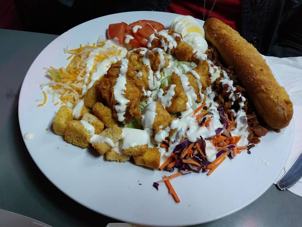 Crusens | restaurant | 426 E War Memorial Dr, Peoria, IL 61614, USA | 3096863890 OR +1 309-686-3890