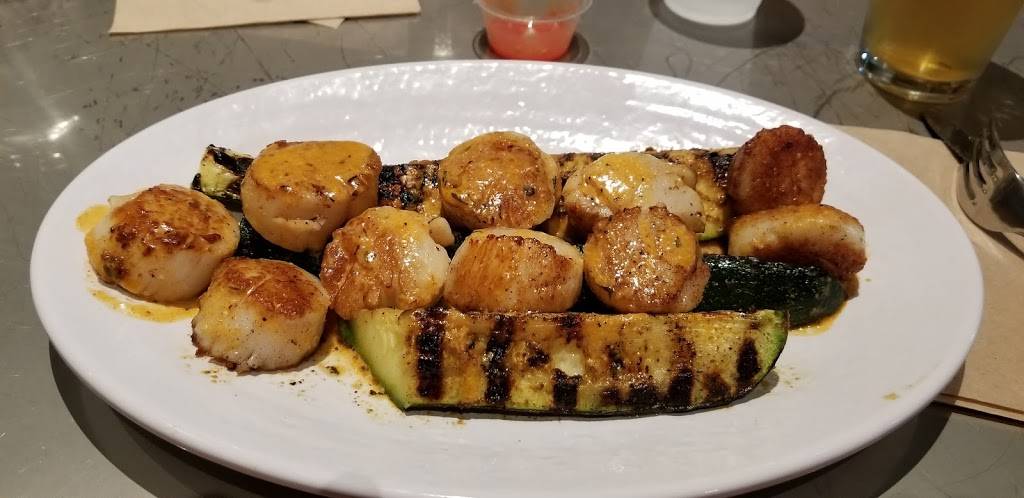 California Fish Grill | restaurant | 744 W Rancho Vista Blvd suite a, Palmdale, CA 93551, USA | 6614502512 OR +1 661-450-2512