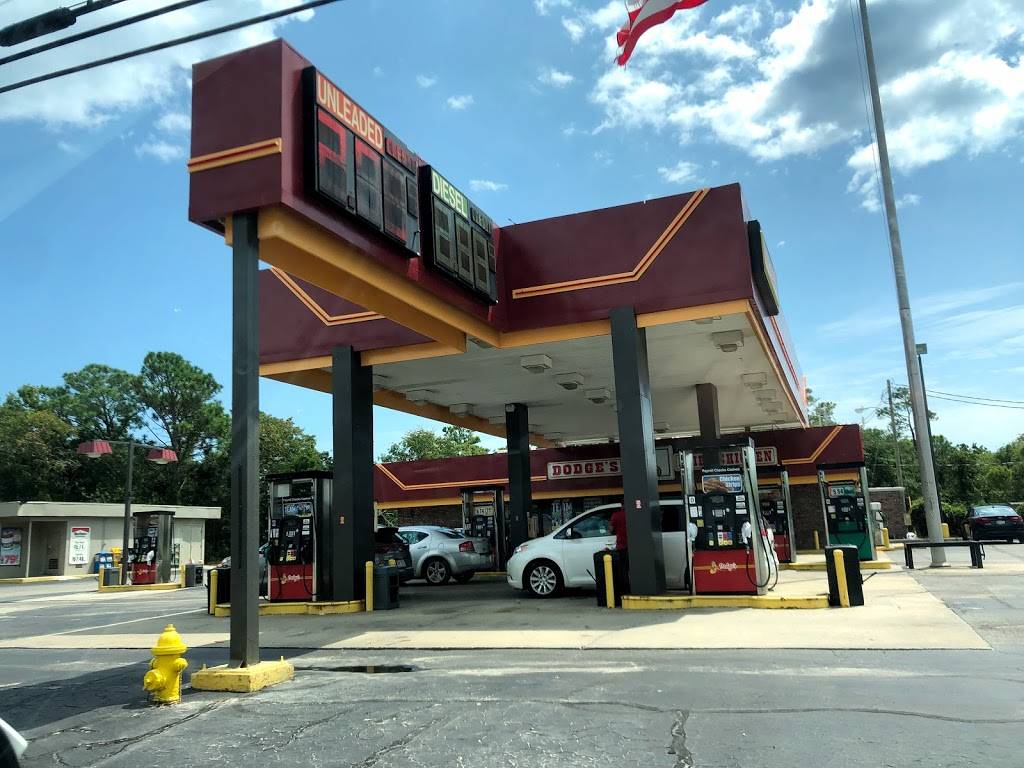 Dodges | restaurant | 2609 Hwy 17 S, North Myrtle Beach, SC 29582, USA | 8432728166 OR +1 843-272-8166