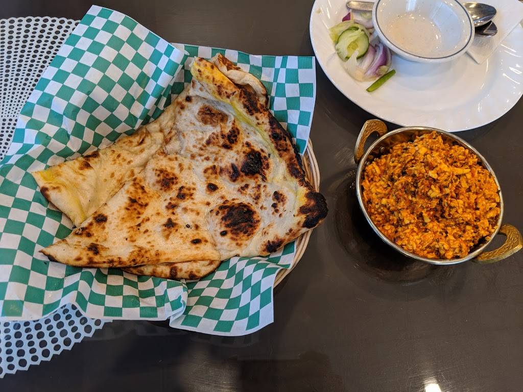 Punjabi Haveli Sweets and Restaurant | restaurant | 130 Westmore Dr #1, Etobicoke, ON M9V 5E2, Canada | 4168551519 OR +1 416-855-1519