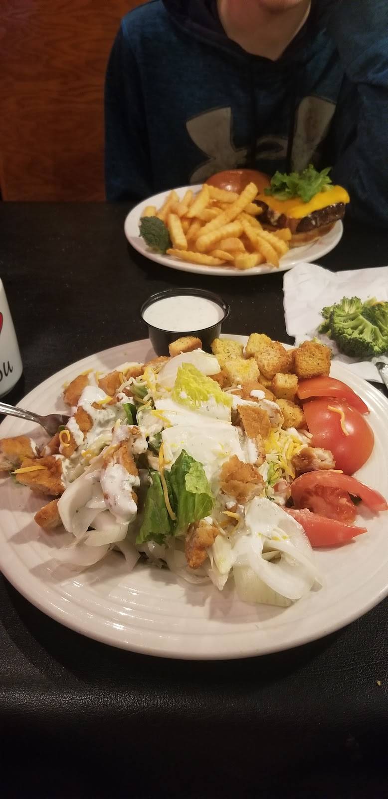 Sports Page | restaurant | 224 IA-92, Winterset, IA 50273, USA | 5154624673 OR +1 515-462-4673