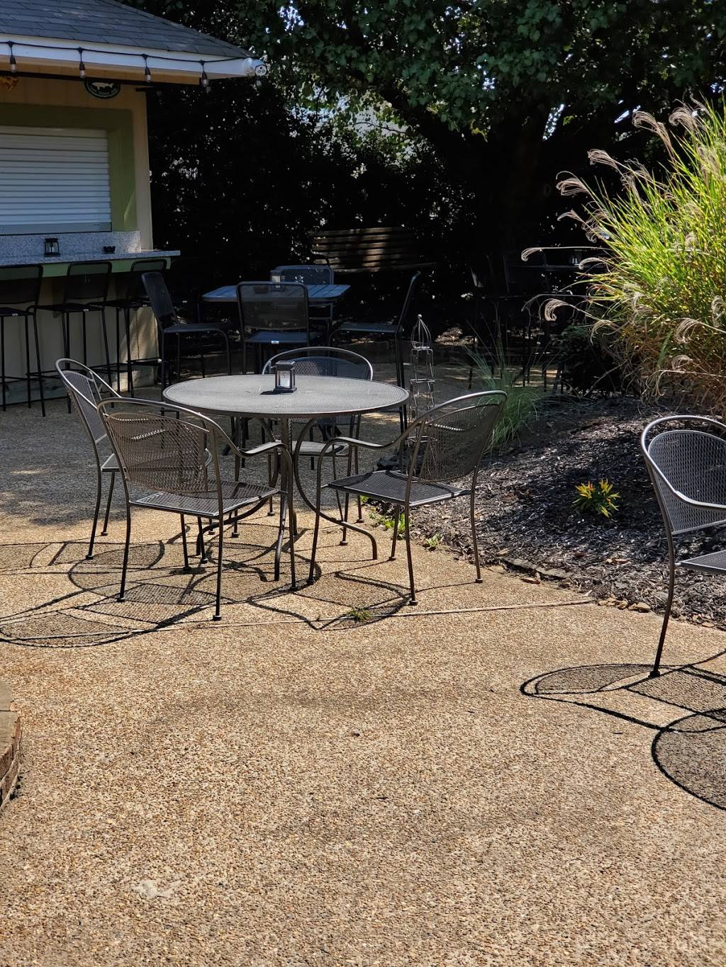 Union Place Bar & Grill | restaurant | 4884 Chambliss Ave, Knoxville, TN 37919, USA | 8655406904 OR +1 865-540-6904