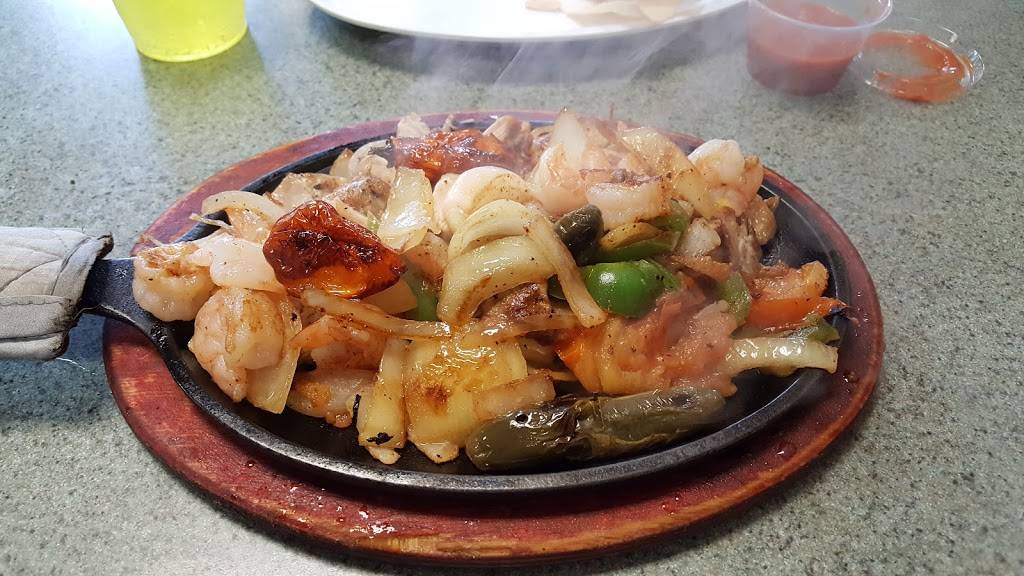 Fresh Grill Mira Monte | restaurant | 11420 N Ventura Ave, Ojai, CA 93023, USA | 8056492222 OR +1 805-649-2222