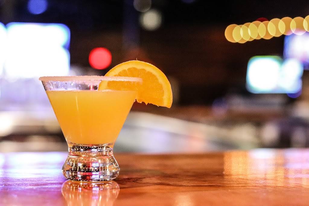 Ponderosa Lounge & Grill | restaurant | 10350 N Vancouver Way, Portland, OR 97217, USA | 5033450300 OR +1 503-345-0300