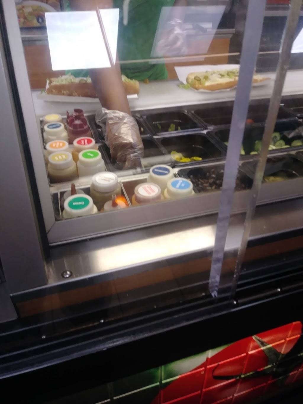 Subway Restaurants | restaurant | 5619 W Division St, Chicago, IL 60651, USA | 7732610240 OR +1 773-261-0240