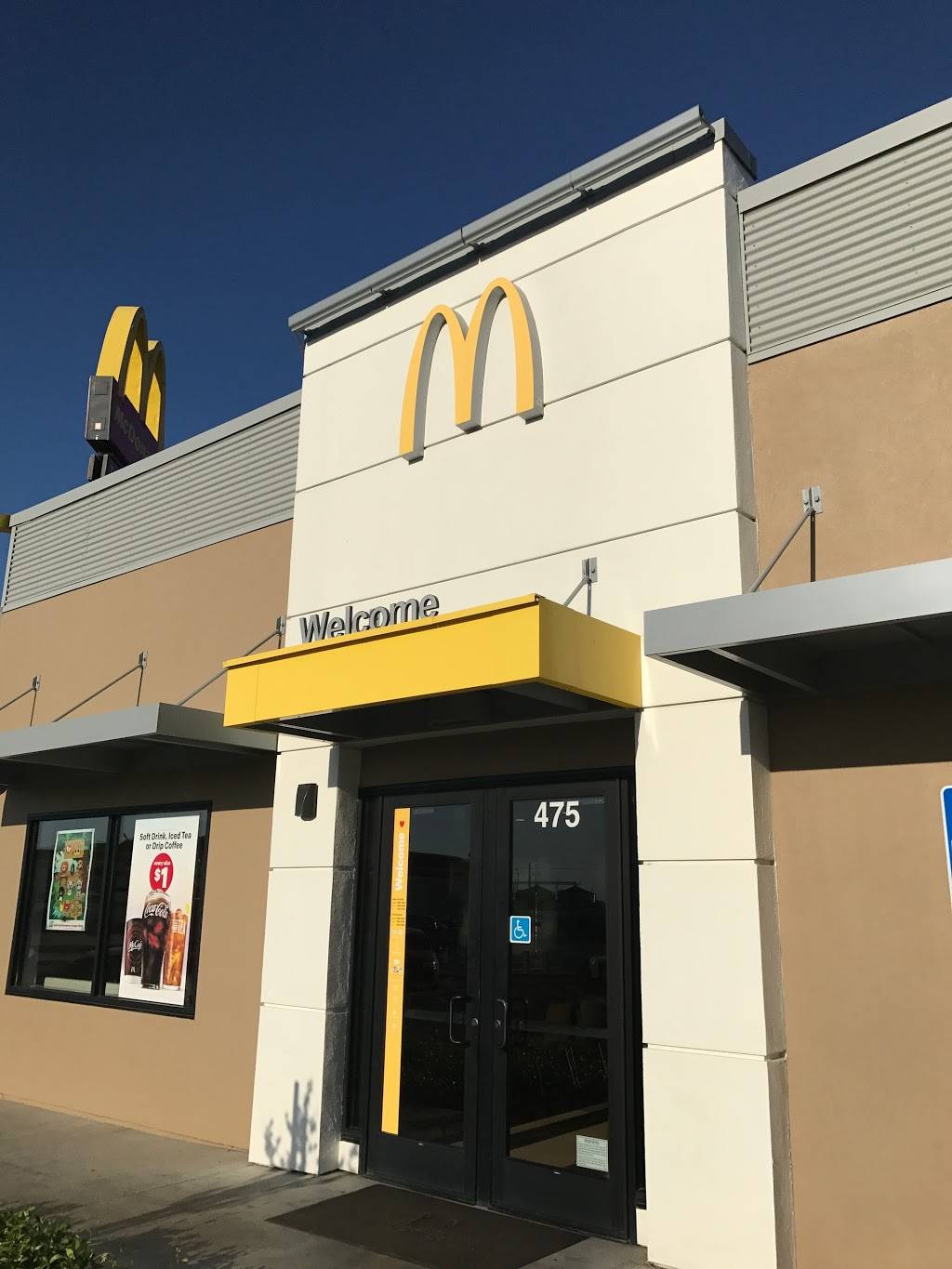 McDonalds | cafe | 475 4th St, Williams, CA 95987, USA | 5304732330 OR +1 530-473-2330