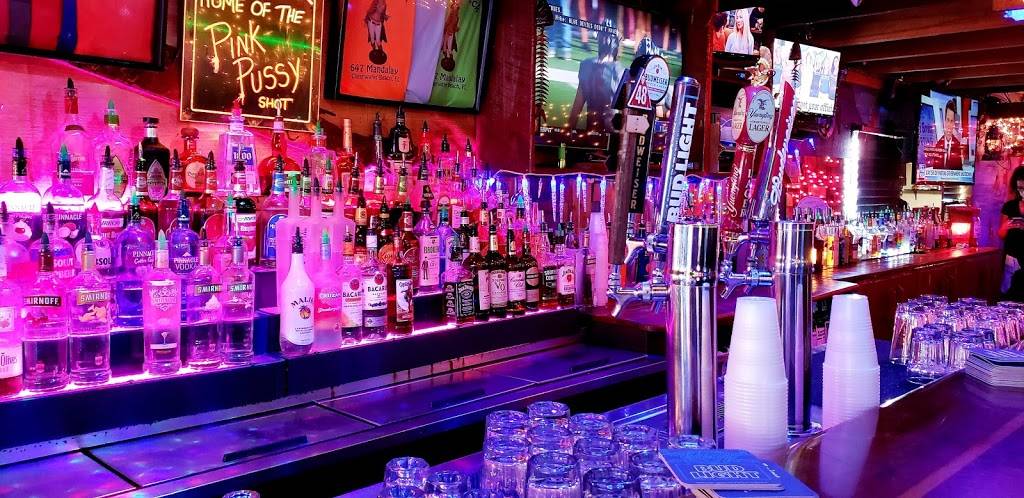 The Shipwreck | restaurant | 647 Mandalay Ave, Clearwater, FL 33767, USA | 7274463581 OR +1 727-446-3581