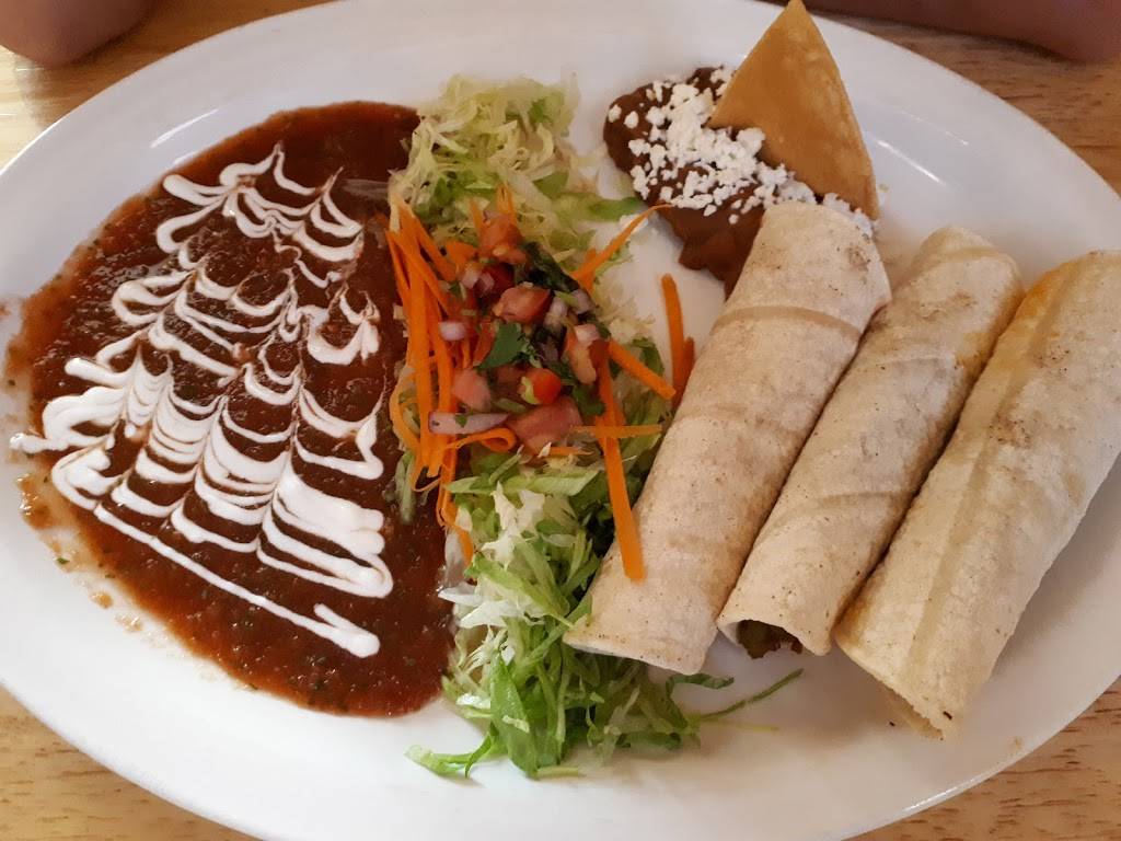 La Hacienda Mexican Restaurant | restaurant | 190 Hunter St W, Peterborough, ON K9H 2L2, Canada | 7057421559 OR +1 705-742-1559