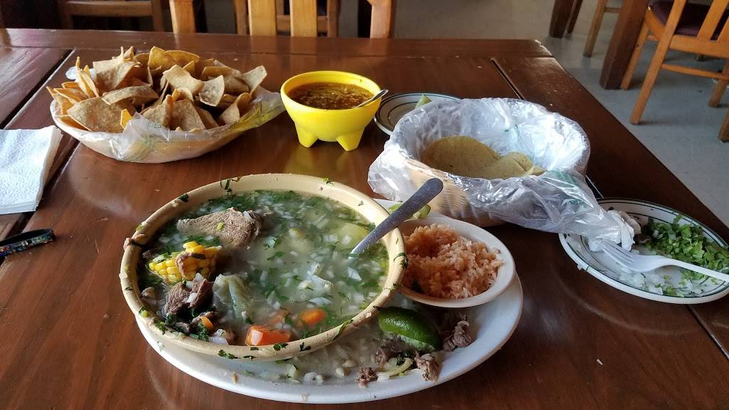 Los Panchos | restaurant | Carretera Libre a Rosarito Km. 21.5, Lucio Blanco, Veracruz, 22710 Rosarito, B.C., Mexico | 016616120009 OR +52 661 612 0009