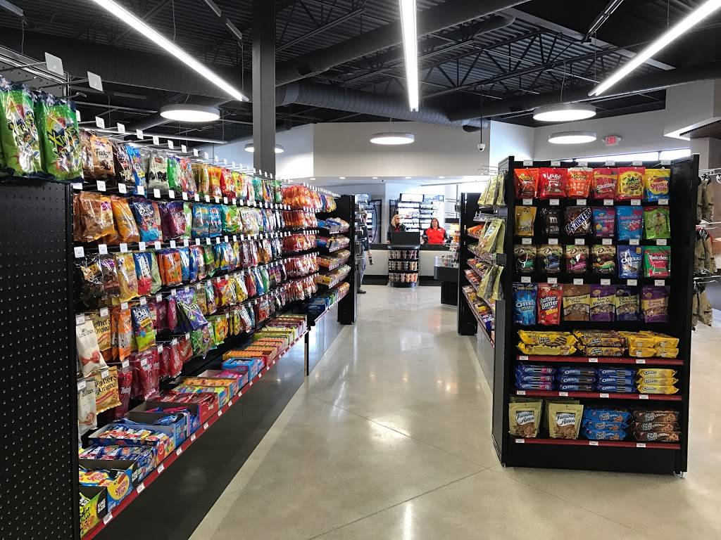 Truck World / Shell | restaurant | 12800 Leonard Pkwy, North Jackson, OH 44451, USA | 3305387030 OR +1 330-538-7030