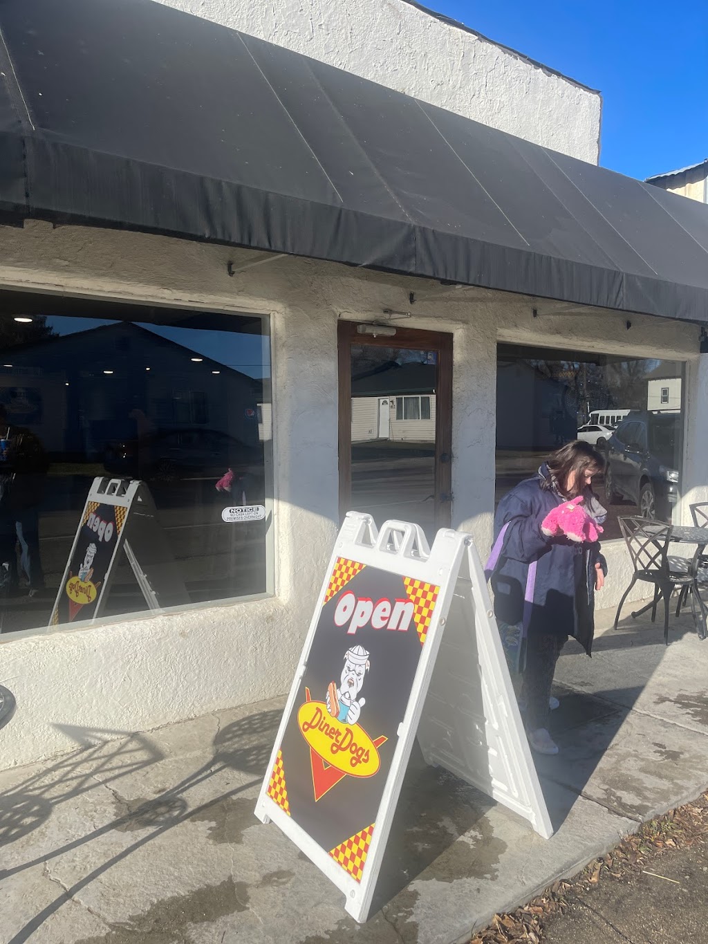 Diner Dogs and Catering | meal takeaway | 211 Carrie Rex Ave, Melba, ID 83641, USA | 2085136379 OR +1 208-513-6379