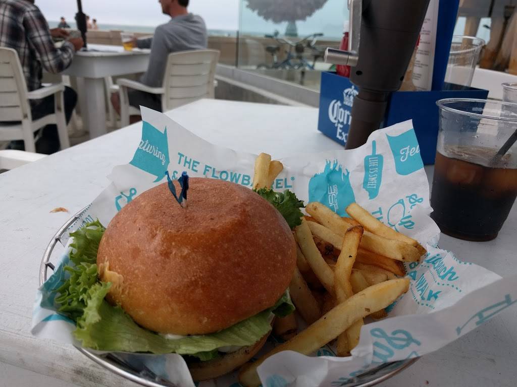 Beach House Grill | restaurant | 3125 Ocean Front Walk, San Diego, CA 92109, USA | 8582289283 OR +1 858-228-9283